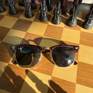 Ray-Ban Polarized Clubmaster Tortoise Sunglasses Case